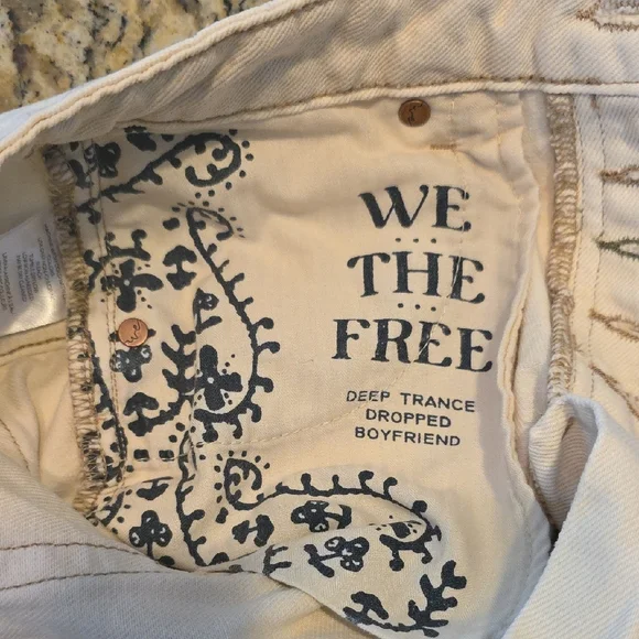 We The Free Jeans Deep Trance Dropped Boyfriend Wide Leg Denim Cream Size 24 - Picture 12 of 14